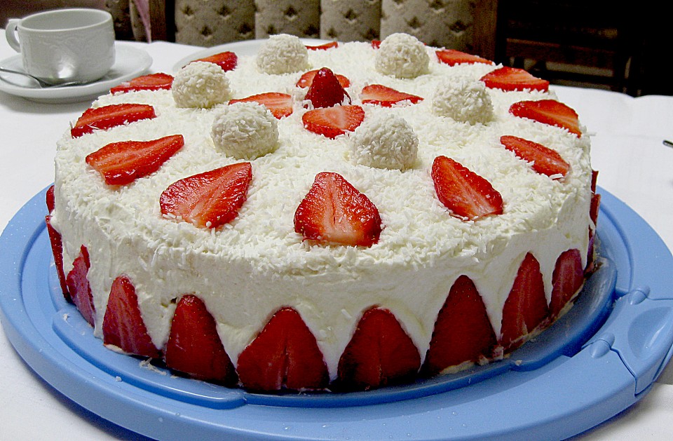 Erdbeer-Raffaello-Torte – 1k Rezepte
