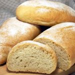 Buttermilch-Krustenbrot Rezept