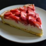 Erdbeer-Käsekuchen-Schnitten