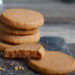 Weihnachtsplätzchen – Walnuss Marzipan Taler