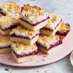 Omas himmlisch guter Sahne-Kuchen, der unglaublich einfach ist