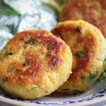 Cremige Nudelpfanne mit Huhn, Mozzarella und getrockneten Tomaten