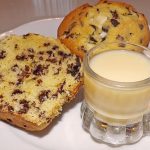 WALLNUSSSCHNITTE MIT KAFFEE